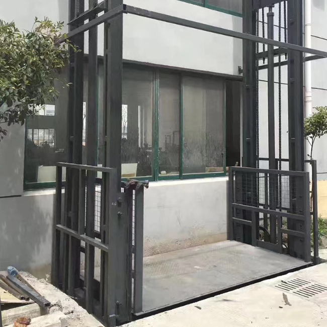 杜尔伯特5吨室外升降货梯